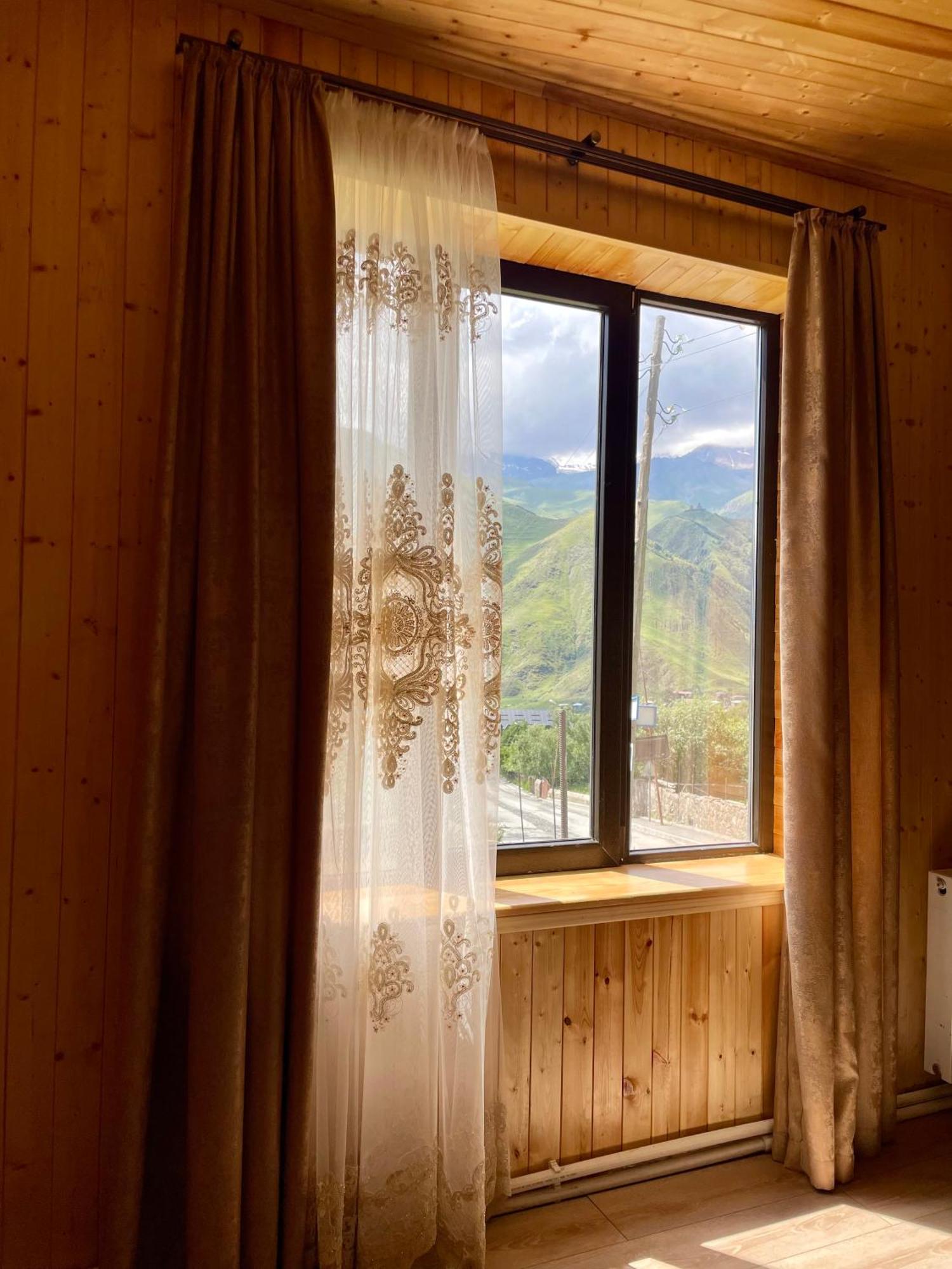 Jamarjeti Hotell Kazbegi Exteriör bild